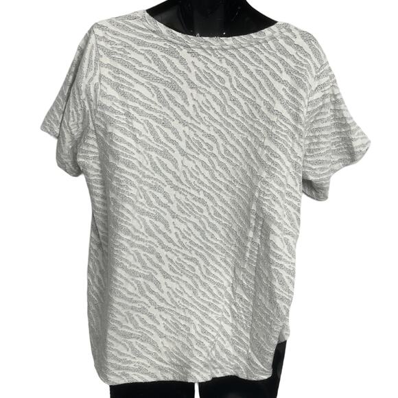 Jane and Delancey Top Women Plus Size 3X Gray Tiger Stripe All Over Print Cotton - Picture 2 of 5